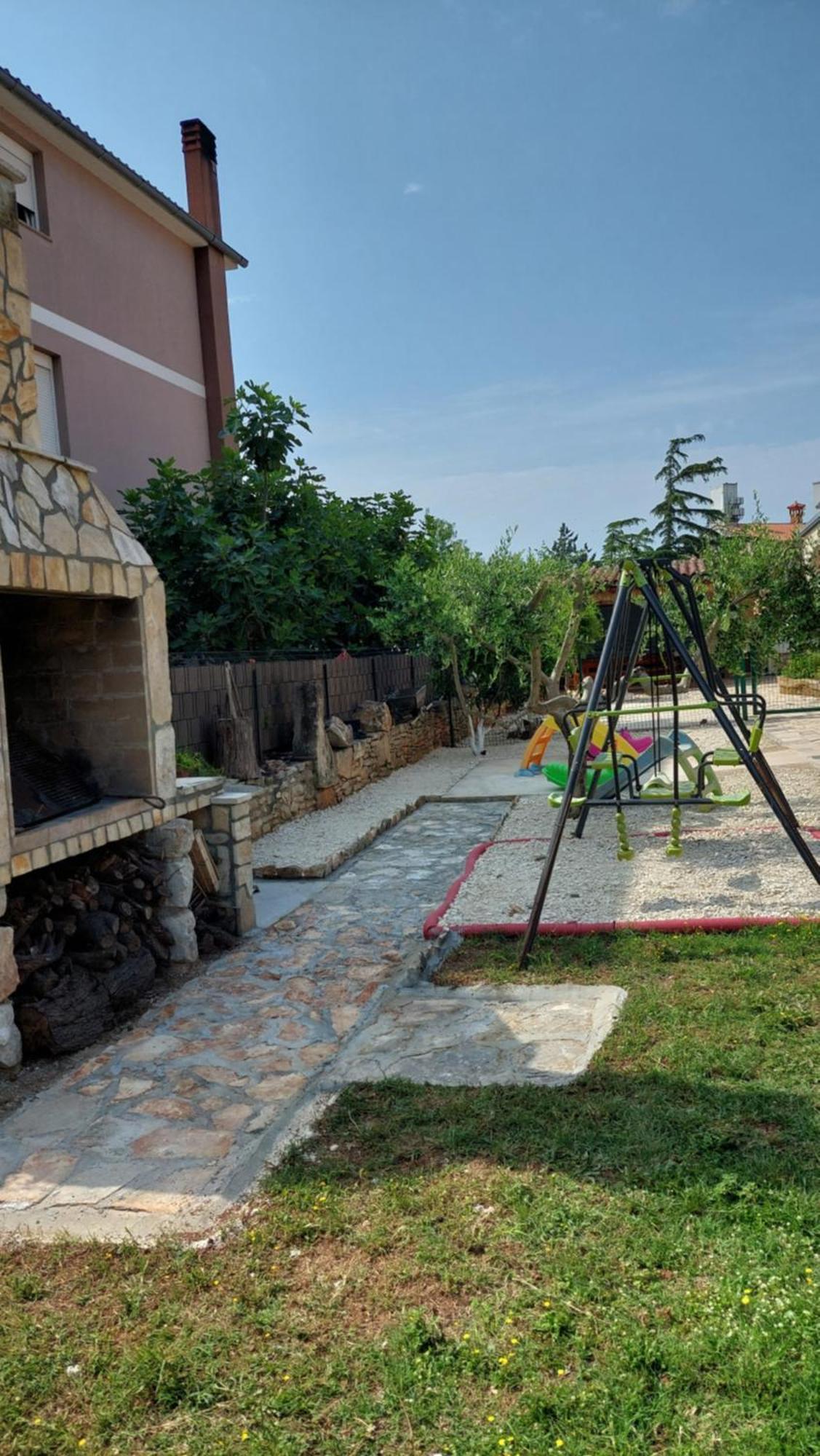 Apartmani B&B Ližnjan الغرفة الصورة