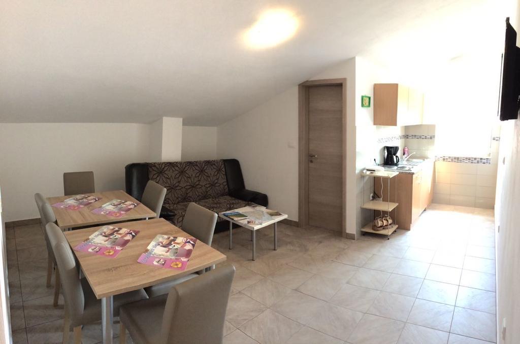 Apartmani B&B Ližnjan المظهر الخارجي الصورة