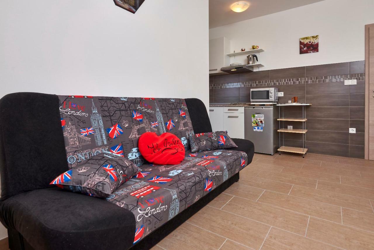 Apartmani B&B Ližnjan المظهر الخارجي الصورة