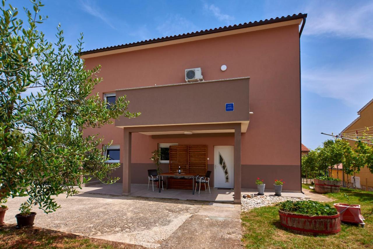 Apartmani B&B Ližnjan المظهر الخارجي الصورة